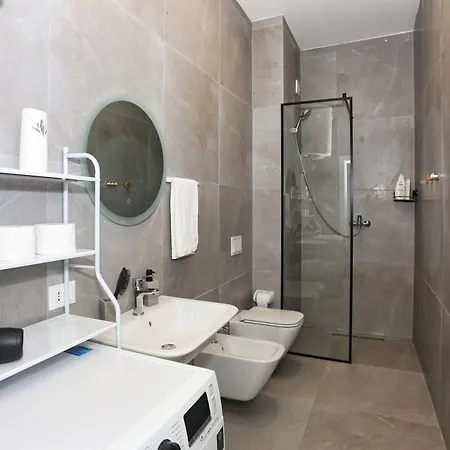 Luxurious Square 21 Apartamento